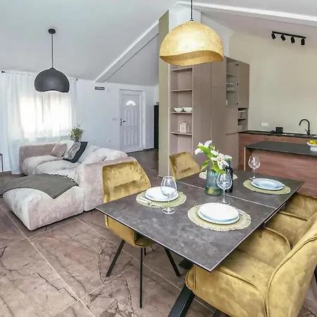Apartmán Pet Friendly Apartment In Benkovac Benkovac