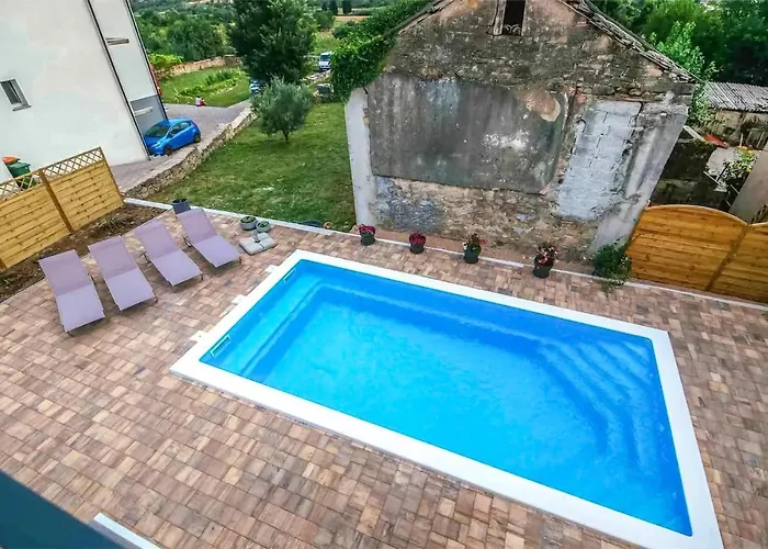 Appartement Pet Friendly Apartment In Benkovac *
